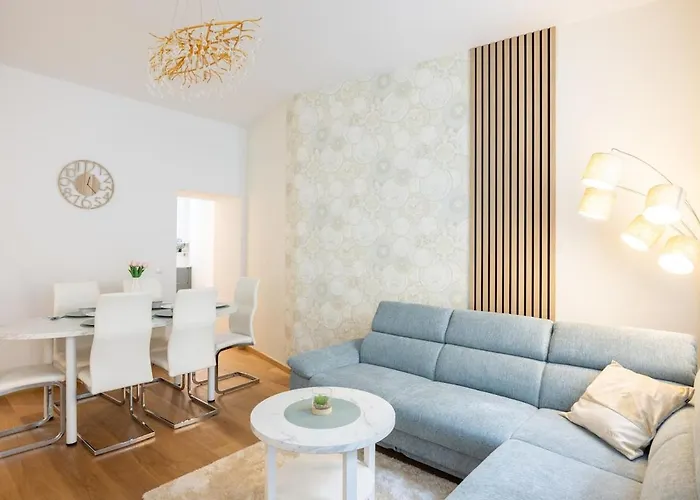 Apartment Versace